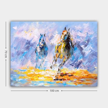 Lerretsbilde 70x100 cm - To hester galopperer fremover i en dynamisk og fargerik komposisjon - Blå / Gul / Oransje - Interiør - Maleri & posters - Lerretsbilder