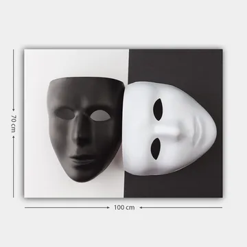Lerretsbilde 70x100 cm - To masker, en svart og en hvit, som symboliserer kontrasterende følelser eller identiteter - Svart / Hvit - Interiør - Maleri & posters - Lerretsbilder