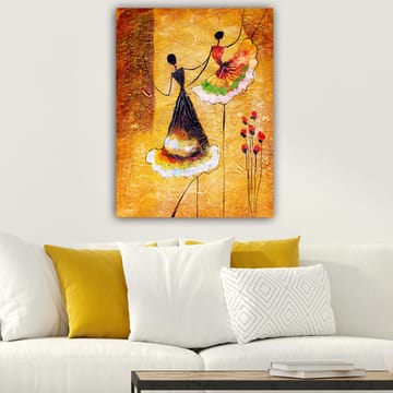 Lerretsbilde 70x100 cm - To stiliserte kvinner i fargerike kjoler som danser sammen - Gull / Svart / Rød - Interiør - Maleri & posters - Lerretsbilder