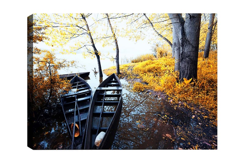 Lerretsbilde 70x100 cm - To svarte båter ved et gyllent høstlandskap med trær og refleksjon i vannet, Svart / Gyllen / Blå