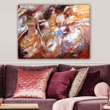 Lerretsbilde 70x100 cm - Tre kvinner i flagrende kjoler som danser, fanget i en dynamisk bevegelse - Oransje / Hvit / Beige - Interiør - Maleri & posters - Lerretsbilder