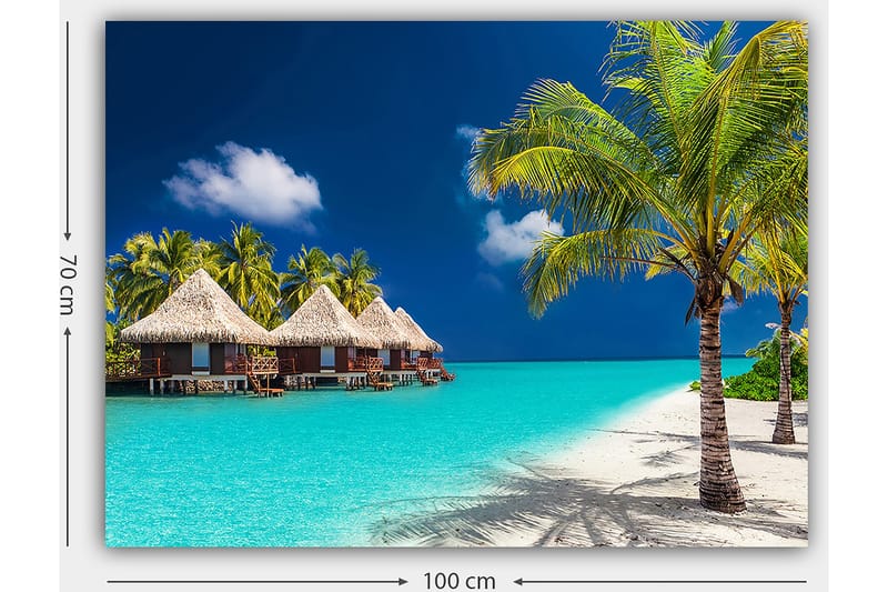 Lerretsbilde 70x100 cm - Tropisk strand med bungalower og palmer ved klart turkis vann - Turkis / Grønn / Beige - Interiør - Maleri & posters - Lerretsbilder