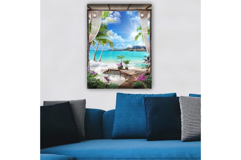 Lerretsbilde 70x100 cm - Tropisk strandutsikt med palmer, klart vann og blomster i et avslappende miljø, Turkis / Grønn / Lilla