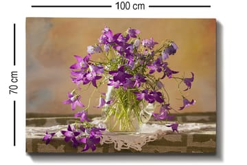Lerretsbilde 70x100 cm - Vakker bukett med lilla blomster i en glassvase - Lilla / Grønn - Interiør - Maleri & posters - Lerretsbilder