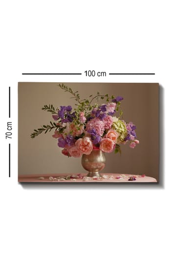 Lerretsbilde 70x100 cm - Vakker bukett med roser og andre blomster i en sølvvase - Rosa / Lilla / Grønn - Interiør - Maleri & posters - Lerretsbilder