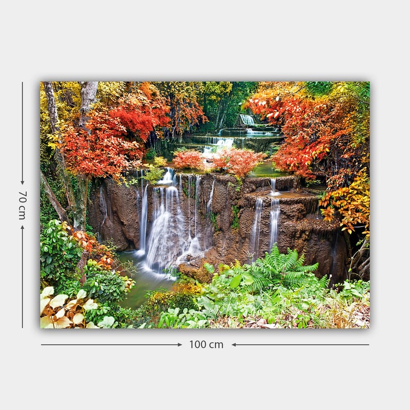 Lerretsbilde 70x100 cm - Vakker foss omgitt av fargerike høstblader - Rød / Grønn / Brun - Interiør - Maleri & posters - Lerretsbilder