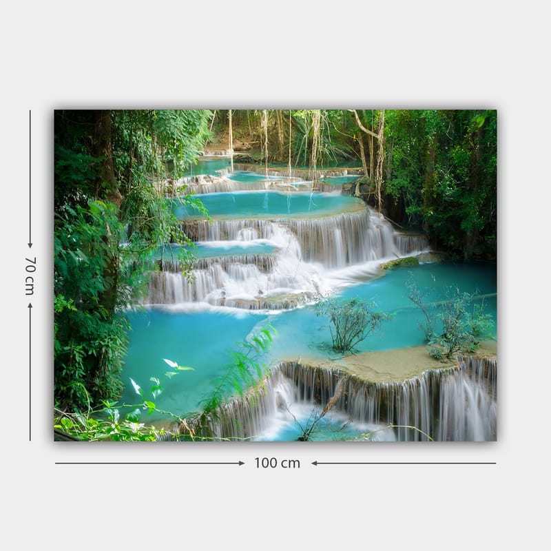 Lerretsbilde 70x100 cm - Vakker fossescene med flere nivåer av klart, turkis vann omgitt av frodig vegetasjon - Turkis / Grønn - Interiør - Maleri & posters - Lerretsbilder