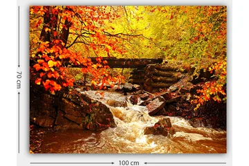 Lerretsbilde 70x100 cm - Vakker høstscene med en rislende bekk omgitt av fargerike trær og blader i varme nyanser - Oransje / Gul / Brun - Interiør - Maleri & posters - Lerretsbilder