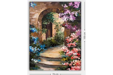 Lerretsbilde 70x100 cm - Vakker smug med blomster rundt en steinbue - Lys blå / Rosa / Grønn - Interiør - Maleri & posters - Lerretsbilder