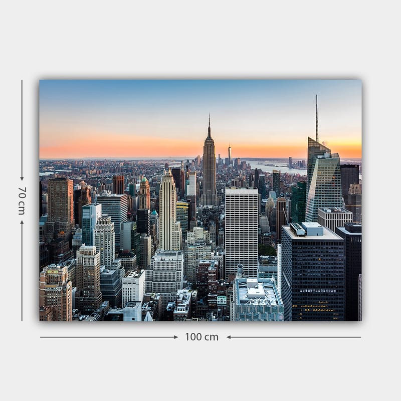 Lerretsbilde 70x100 cm - Panoramautsikt over New York City med ikoniske skyskrapere i solnedgangens lys - Blå / Grå / Oransje - Interiør - Maleri & posters - Lerretsbilder