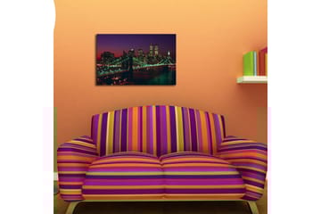 Lerretsbilde 70x45 cm - Bysilhuett med bro og nattlys - Mørk blå / Grønn / Lilla - Interiør - Maleri & posters - Lerretsbilder