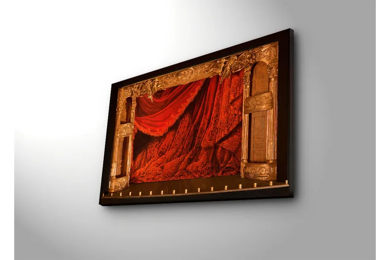 Lerretsbilde 70x45 cm - Dramatisk rød draperi med ornamenterte detaljer - Rød / Gull - Interiør - Maleri & posters - Lerretsbilder