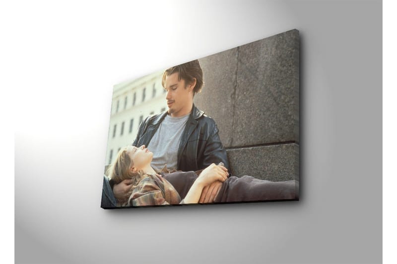 Lerretsbilde 70x45 cm - Intimt øyeblikk mellom to personer i et urbant miljø - Grå / Beige / Svart - Interiør - Maleri & posters - Lerretsbilder