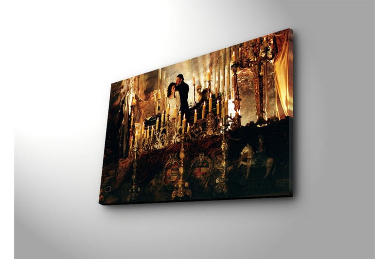 Lerretsbilde 70x45 cm - Romantisk scene med et par i storslåtte omgivelser omgitt av lys og dekorasjoner - Gull / Svart / Beige - Interiør - Maleri & posters - Lerretsbilder