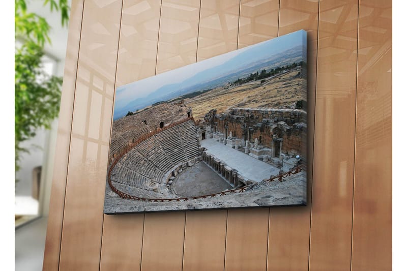 Lerretsbilde 70x45 cm - Ruiner av et gammelt teater i et fjellandskap - Grå / Beige / Blå - Interiør - Maleri & posters - Lerretsbilder