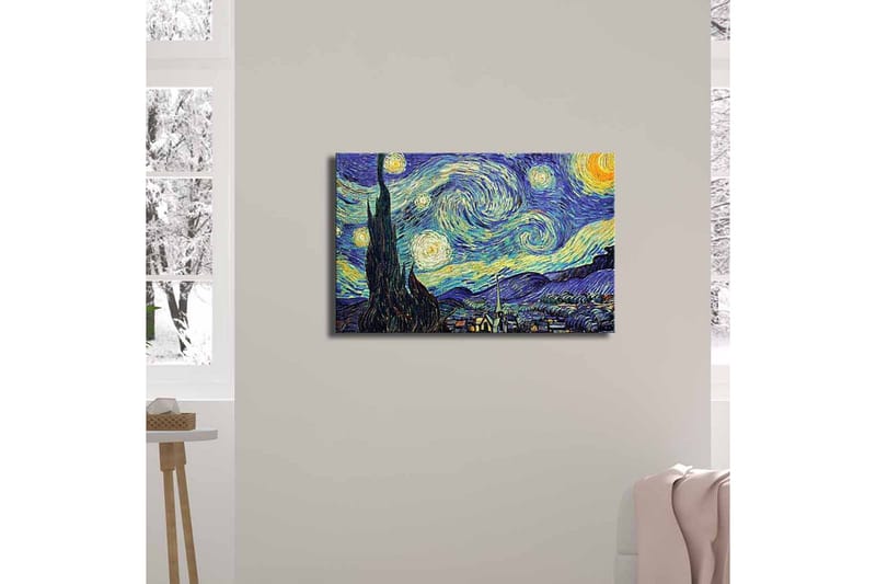 Lerretsbilde 70x45 cm - Stjerneklar natt med virvlende skyer og en sypress i forgrunnen - Mørk blå / Gul / Grønn - Interiør - Maleri & posters - Lerretsbilder