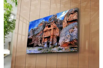 Lerretsbilde 70x45 cm - Storslått fjellformasjon med historiske bygninger - Terrakotta / Grå / Blå - Interiør - Maleri & posters - Lerretsbilder