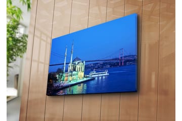 Lerretsbilde 70x45 cm - Vakker utsikt over en moské ved vannet med en bro i bakgrunnen - Blå / Grønn / Hvit - Interiør - Maleri & posters - Lerretsbilder