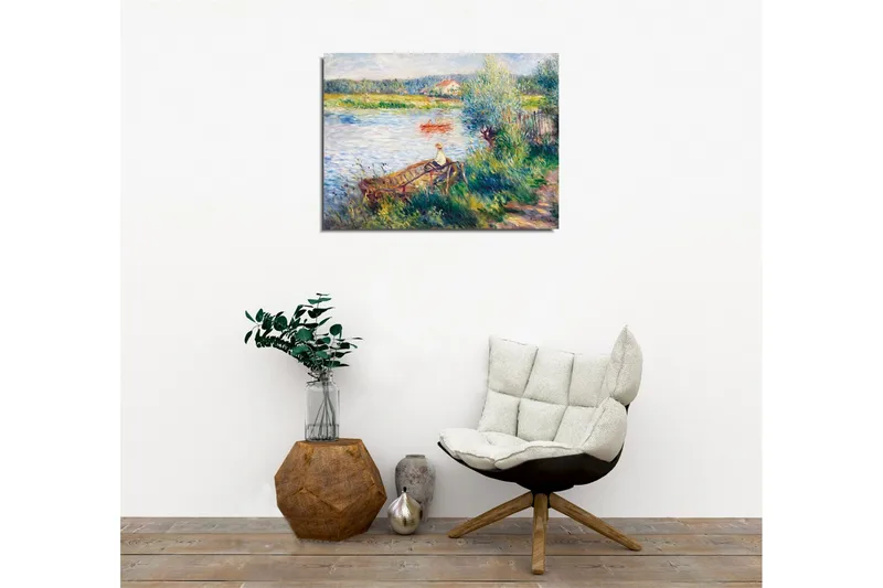 Lerretsbilde - Avslappende scene ved en innsjø med en person i en båt og omkringliggende grøntområder - Grønn / Blå / Beige - Interiør - Maleri & posters - Lerretsbilder