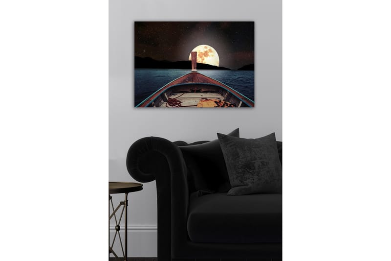 Lerretsbilde - Båt som navigerer mot en stor fullmåne over en rolig innsjø - Mørk blå / Grå / Oransje - Interiør - Maleri & posters - Lerretsbilder