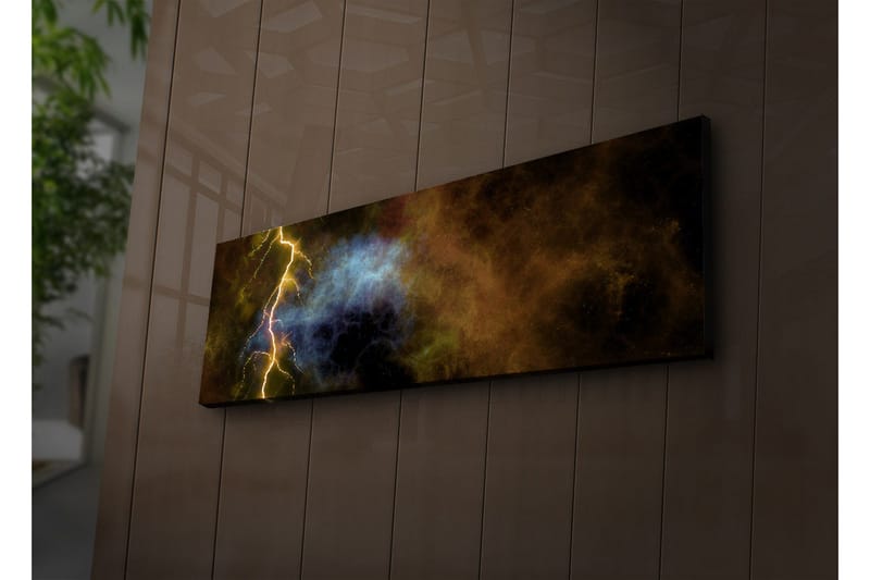 Lerretsbilde med LED-belysning 30x90 cm - Dramatisk kosmisk landskap med lyn og fargeeksplosjoner, Gull / Blå / Svart