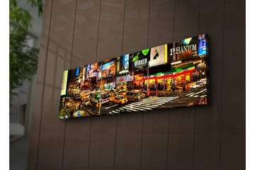 Lerretsbilde med LED-belysning 30x90 cm - Livlig bybilde av Times Square med neonskilt og trafikk - Gul / Grønn / Rød - Interiør - Maleri & posters - Lerretsbilder