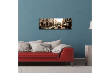 Lerretsbilde med LED-belysning 30x90 cm - Livlig bybilde med bevegelse og mennesker på en gate - Rød / Beige / Grønn - Interiør - Maleri & posters - Lerretsbilder