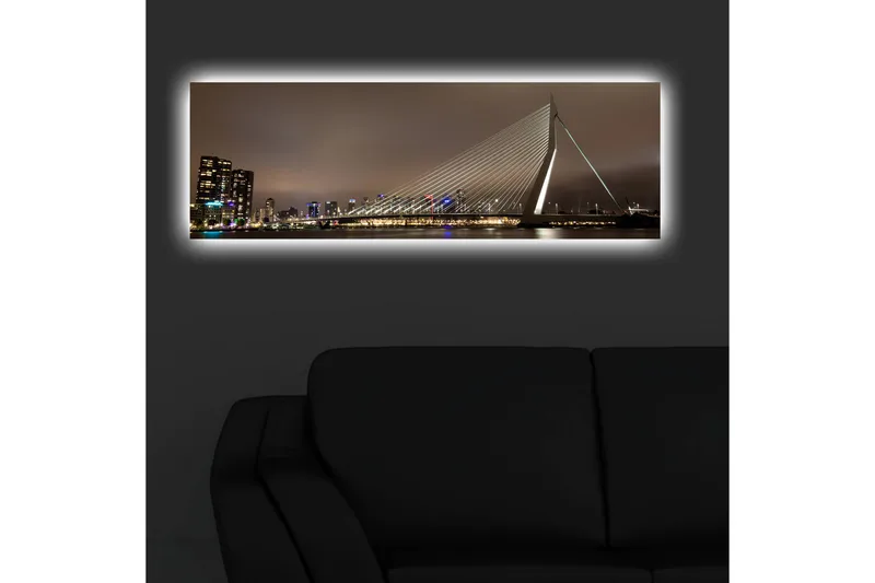 Lerretsbilde med LED-belysning 30x90 cm - Moderne brokonstruksjon med byens skyline i bakgrunnen - Mørk blå / Grå / Hvit - Interiør - Maleri & posters - Lerretsbilder