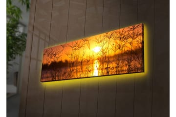 Lerretsbilde med LED-belysning 30x90 cm - Solnedgang over en speilblank innsjø med gress i forgrunnen - Oransje / Gull / Svart - Interiør - Maleri & posters - Lerretsbilder