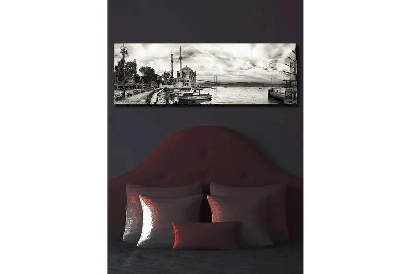 Lerretsbilde med LED-belysning 30x90 cm - Svart-hvitt panoramautsikt over en havn med en moské og båter - Svart / Hvit / Grå - Interiør - Maleri & posters - Lerretsbilder