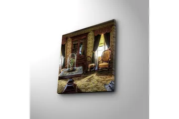 Lerretsbilde med LED-belysning 40x40 cm - Innbydende interiør med antikke møbler og blomster under glassmontre - Gull / Brun / Grønn - Interiør - Maleri & posters - Lerretsbilder