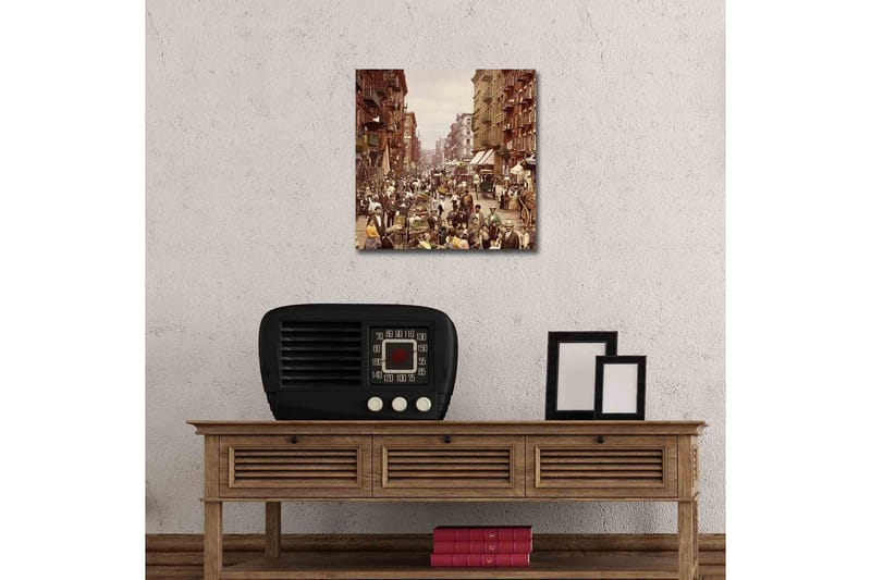 Lerretsbilde med LED-belysning 40x40 cm - Livlig gate med folk og markedsboder - Brun / Beige / Grønn - Interiør - Maleri & posters - Lerretsbilder