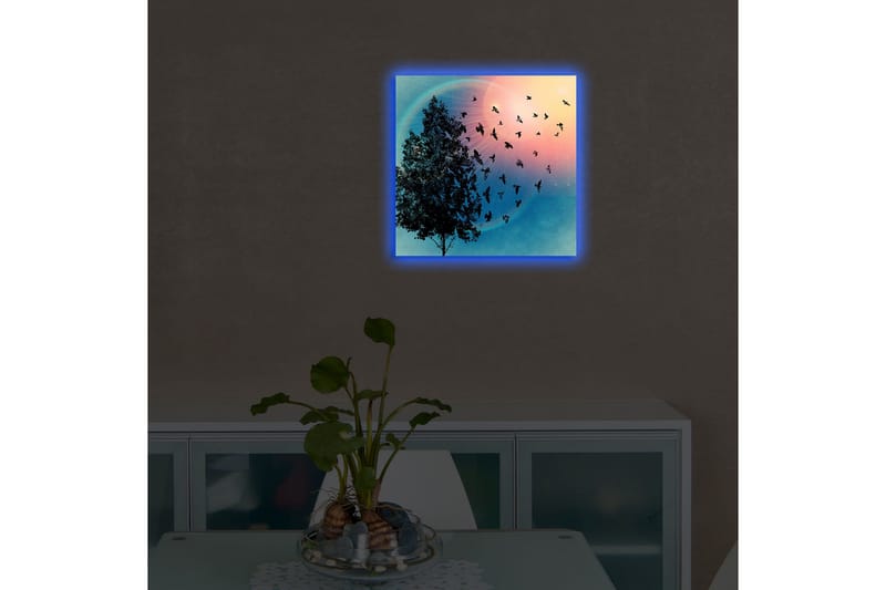 Lerretsbilde med LED-belysning 40x40 cm - Silhuett av et tre med svevende fugler mot en fargerik bakgrunn - Blå / Rosa / Grønn - Interiør - Maleri & posters - Lerretsbilder