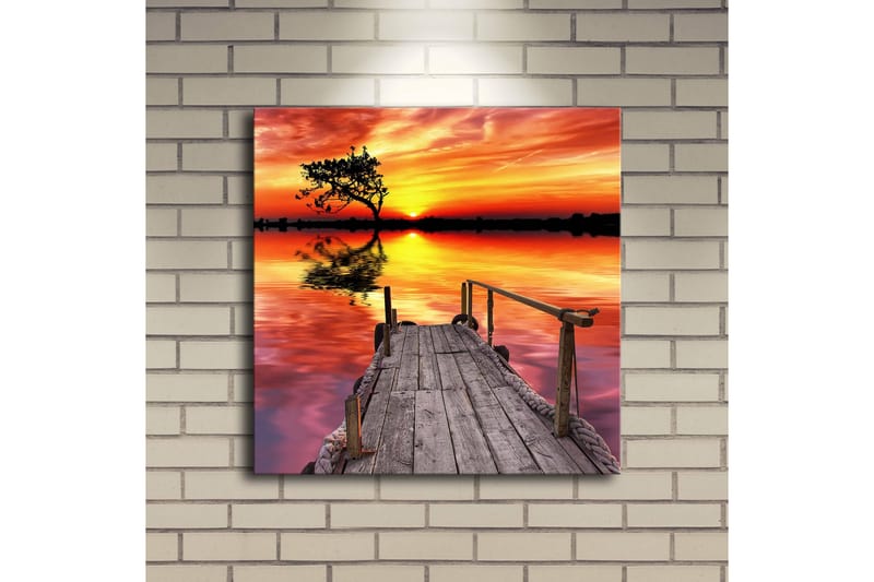 Lerretsbilde med LED-belysning 40x40 cm - Vakker solnedgang over en speilblank innsjø med en trebrygge og en ensom tretopp - Oransje / Rosa / Grønn - Interiør - Maleri & posters - Lerretsbilder