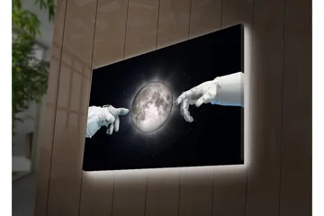 Lerretsbilde med LED-belysning 45x70 cm - Futuristisk tolkning av Michelangelos skapelse med hender som rekker mot månen - Svart / Hvit / Grå - Interiør - Maleri & posters - Lerretsbilder