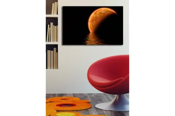 Lerretsbilde med LED-belysning 45x70 cm - Glødende planet reflektert i en mørk vannoverflate - Oransje / Svart - Interiør - Maleri & posters - Lerretsbilder