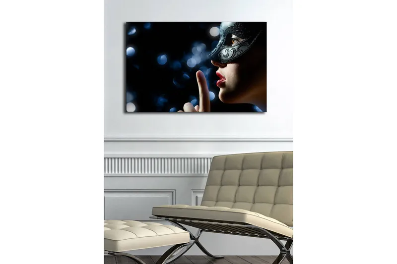 Lerretsbilde med LED-belysning 45x70 cm - Mystisk kvinne med maske som lager en stillhetsgest - Svart / Hudtone / Rød - Interiør - Maleri & posters - Lerretsbilder