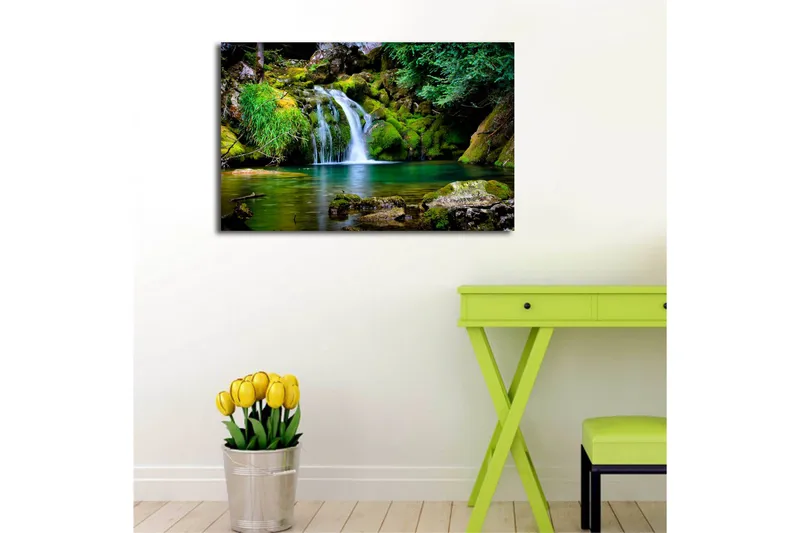 Lerretsbilde med LED-belysning 45x70 cm - Vakker foss med frodig grøntområde og fjellformasjoner - Grønn / Blå / Brun - Interiør - Maleri & posters - Lerretsbilder