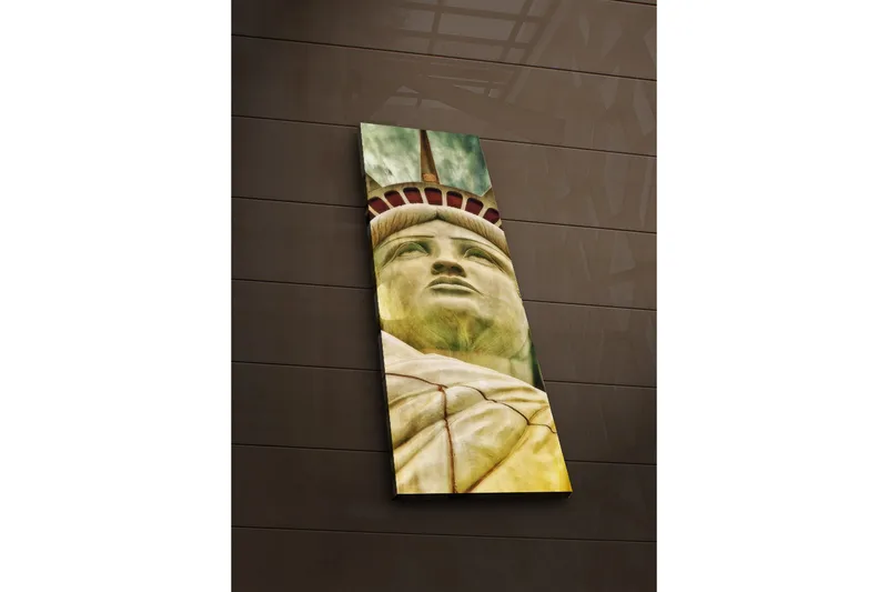 Lerretsbilde med LED-belysning 90x30 cm - Frihetsgudinnen med fokus på ansiktet og kronen - Grønn / Gul / Rød - Interiør - Maleri & posters - Lerretsbilder