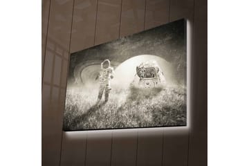 Lerretsbilde med LED-belysning - Astronaut i et futuristisk landskap med et romskip - Svart / Hvit / Grå - Interiør - Maleri & posters - Lerretsbilder