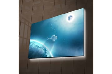 Lerretsbilde med LED-belysning - Astronaut som svever i rommet over jorden - Blå / Turkis / Hvit - Interiør - Maleri & posters - Lerretsbilder