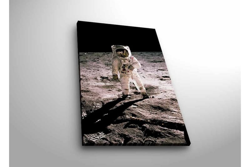 Lerretsbilde med LED-belysning - Astronaut på månens overflate - Svart / Grå / Hvit - Interiør - Maleri & posters - Lerretsbilder
