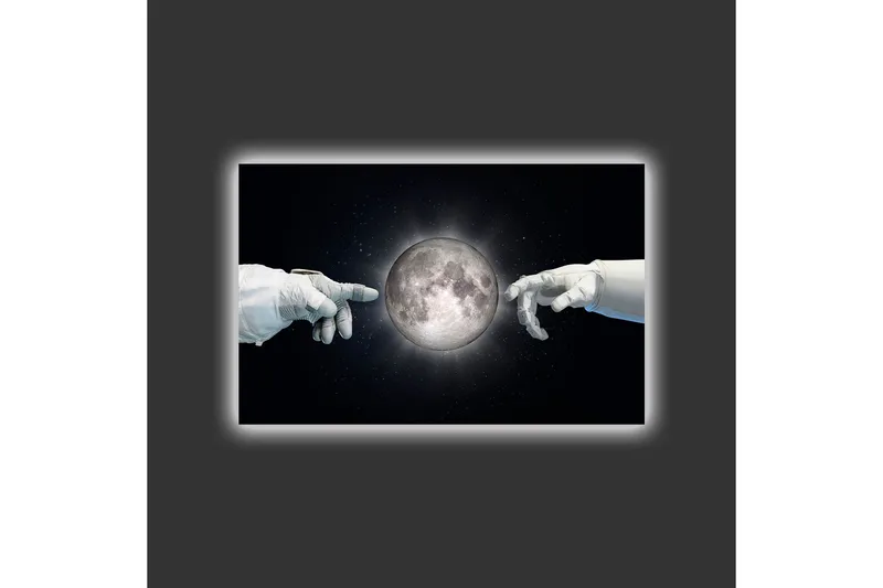 Lerretsbilde med LED-belysning - Astronauthender rekker mot månen - Svart / Hvit / Grå - Interiør - Maleri & posters - Lerretsbilder
