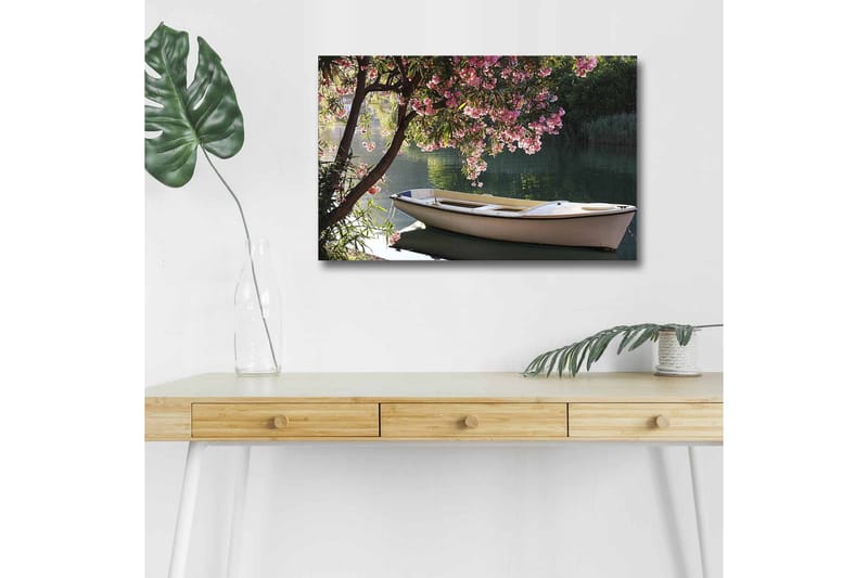 Lerretsbilde med LED-belysning - Båt ved en blomstrende trekant ved vannet, Rosa / Grønn / Hvit
