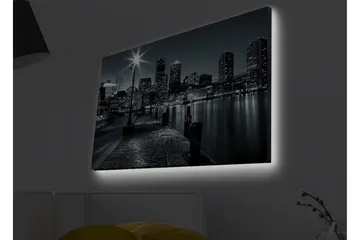Lerretsbilde med LED-belysning - Bylandskap i svart-hvitt med refleksjoner i vannet - Svart / Grå - Interiør - Maleri & posters - Lerretsbilder