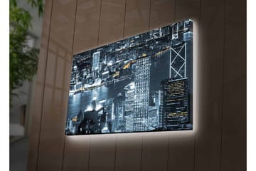 Lerretsbilde med LED-belysning - Bysilhuett av en nattlig skyline med lysrefleksjoner i vannet - Svart / Grå / Hvit - Interiør - Maleri & posters - Lerretsbilder