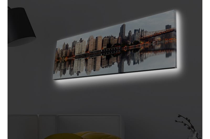 Lerretsbilde med LED-belysning - Bysilhuett med refleksjoner i vannet - Grå / Beige / Oransje - Interiør - Maleri & posters - Lerretsbilder