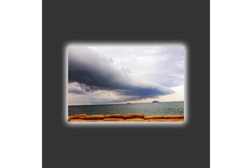 Lerretsbilde med LED-belysning - Dramatisk sjølandskap med mørke skyer og rolig vann - Mørk blå / Grå / Beige - Interiør - Maleri & posters - Lerretsbilder