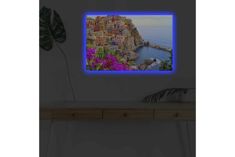 Lerretsbilde med LED-belysning - Fargerik kystlandsby med fargerike hus og havutsikt - Lilla / Oransje / Blå - Interiør - Maleri & posters - Lerretsbilder