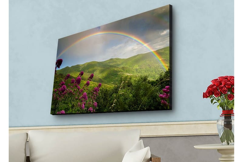 Lerretsbilde med LED-belysning - Fargerik regnbue over grønne fjell og blomster - Grønn / Lilla / Blå - Interiør - Maleri & posters - Lerretsbilder